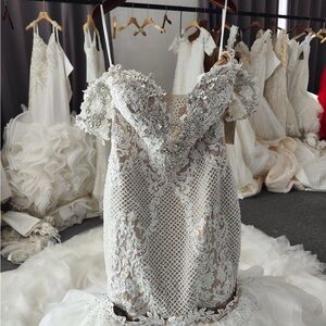 Elegant White Lace Wedding Dress